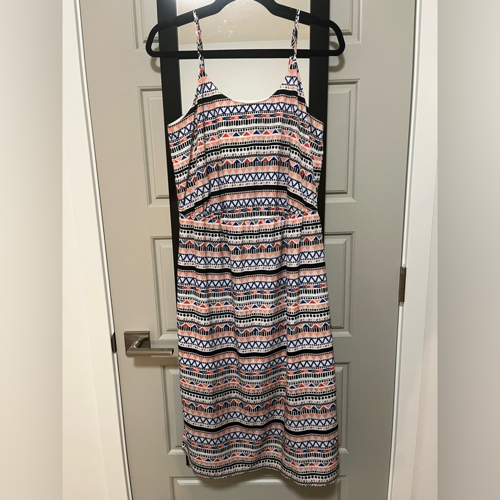 ✨HINGE MIDI SLIP DRESS✨